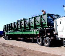 Preparing to Unload - April 18, 2001